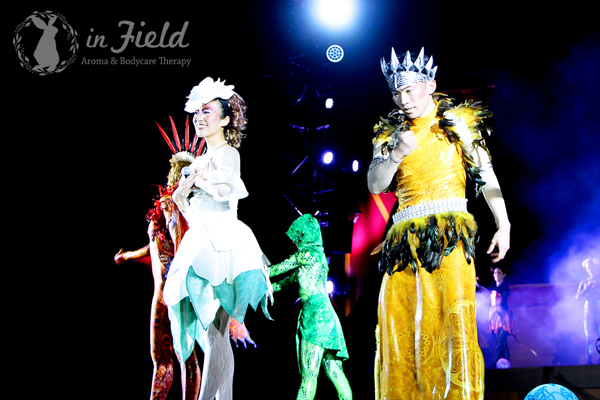 ジャングリア沖縄 ナイトフェスショー